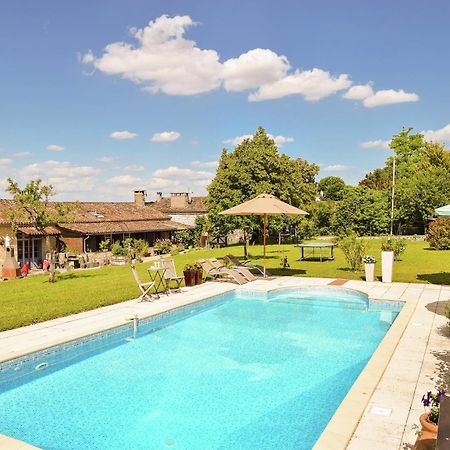 Snug Cottage In Saint Eutrope De Born With Pool Exterior photo